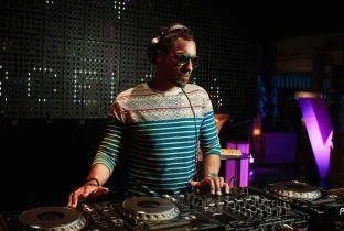 Günther Robles