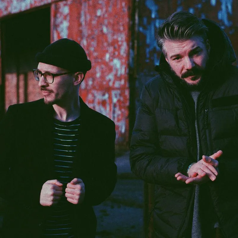 Illyus & Barrientos