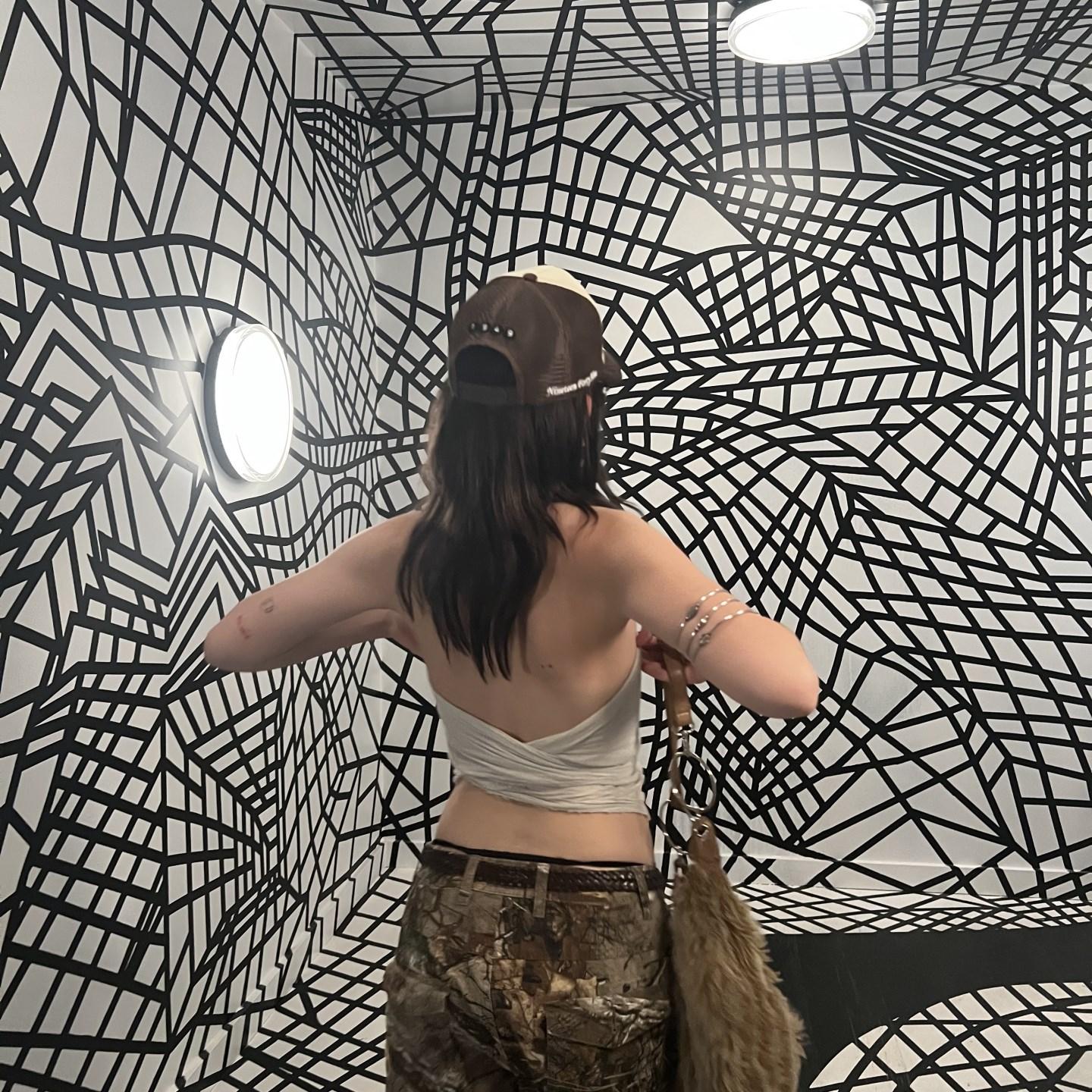 Bяee