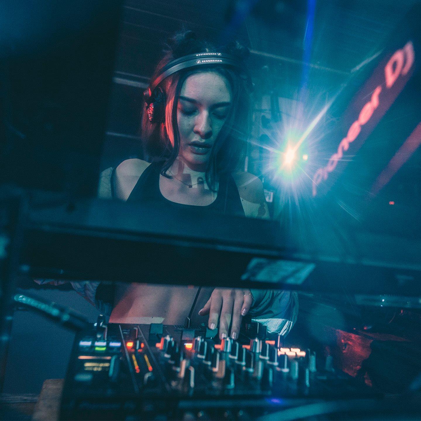 Martha - Dj