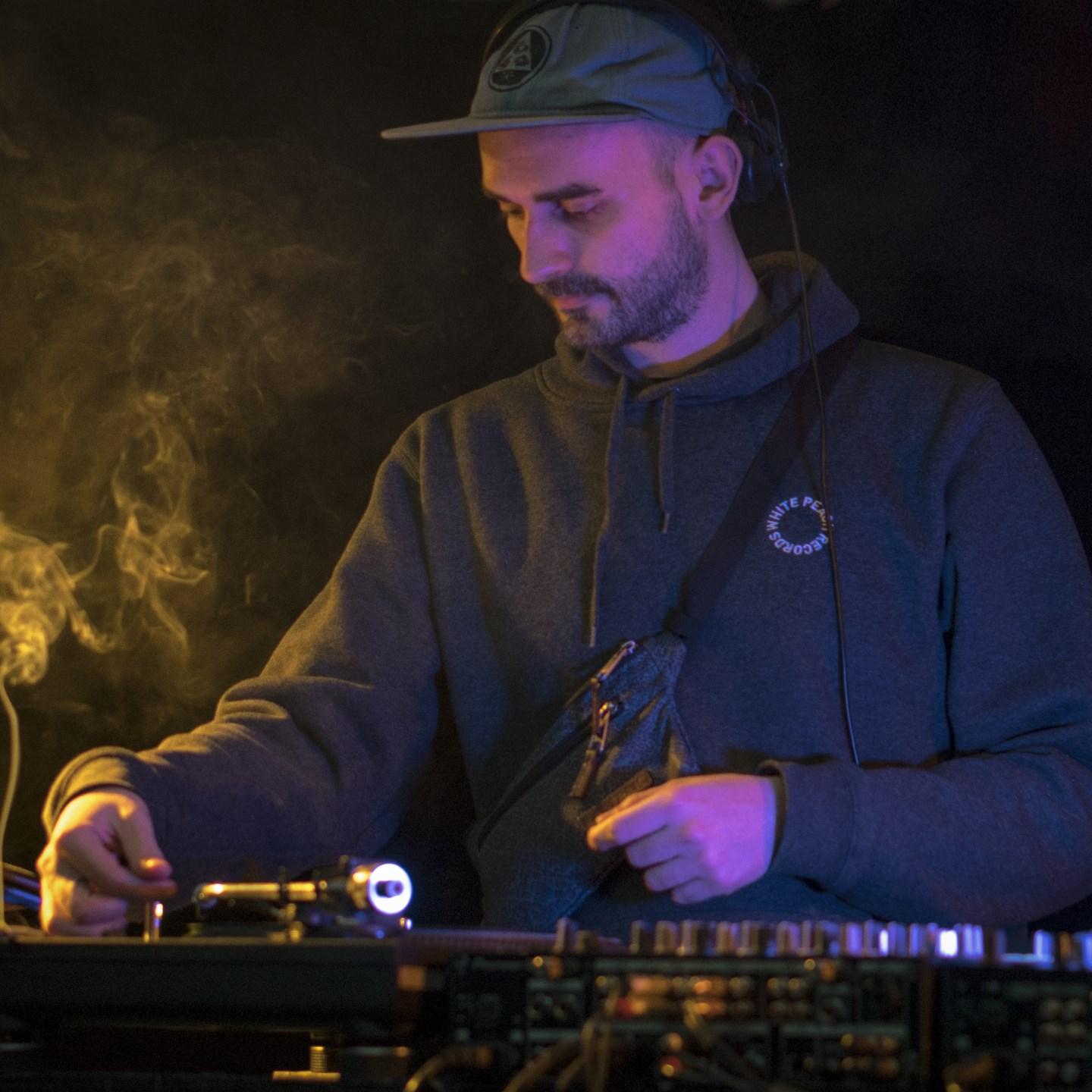 Dj Mndwzrd