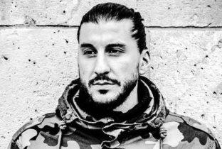 Axel Bampton