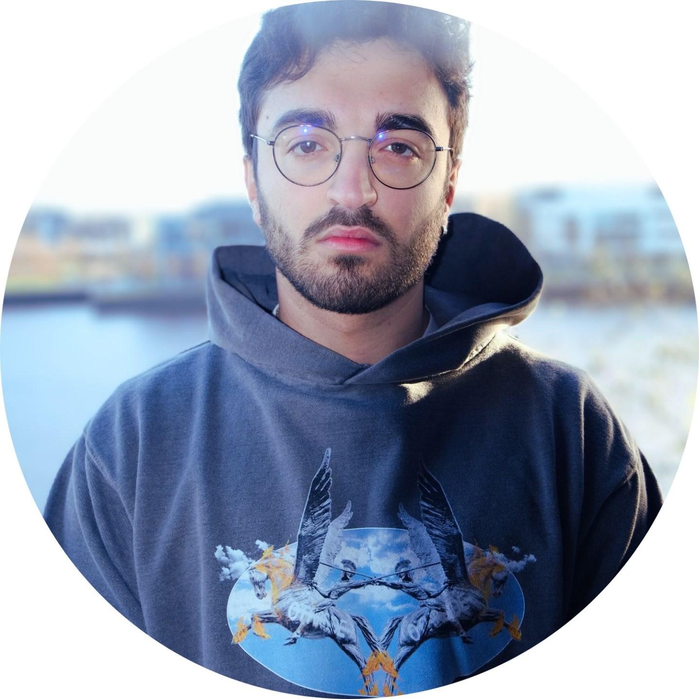 Ermando.O
