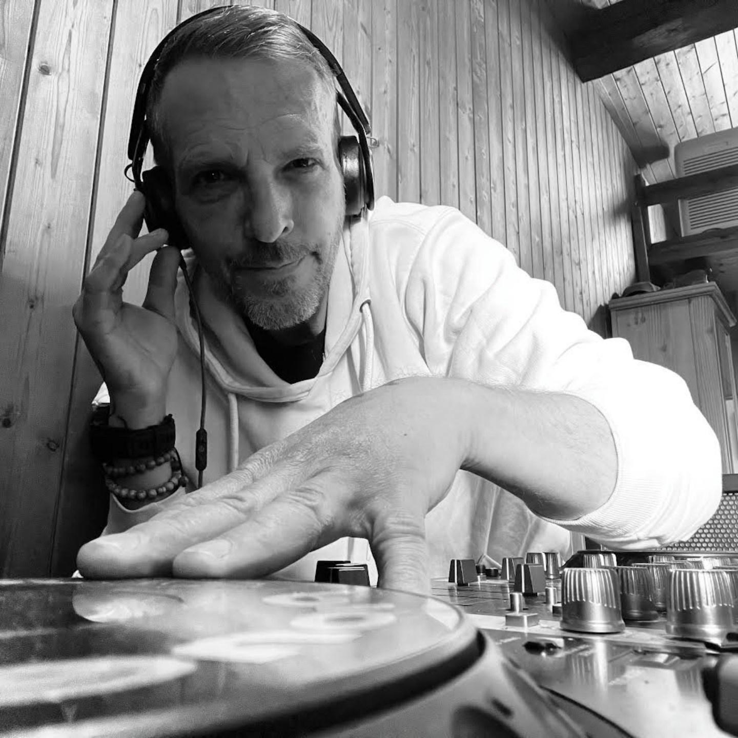 Dj Da House