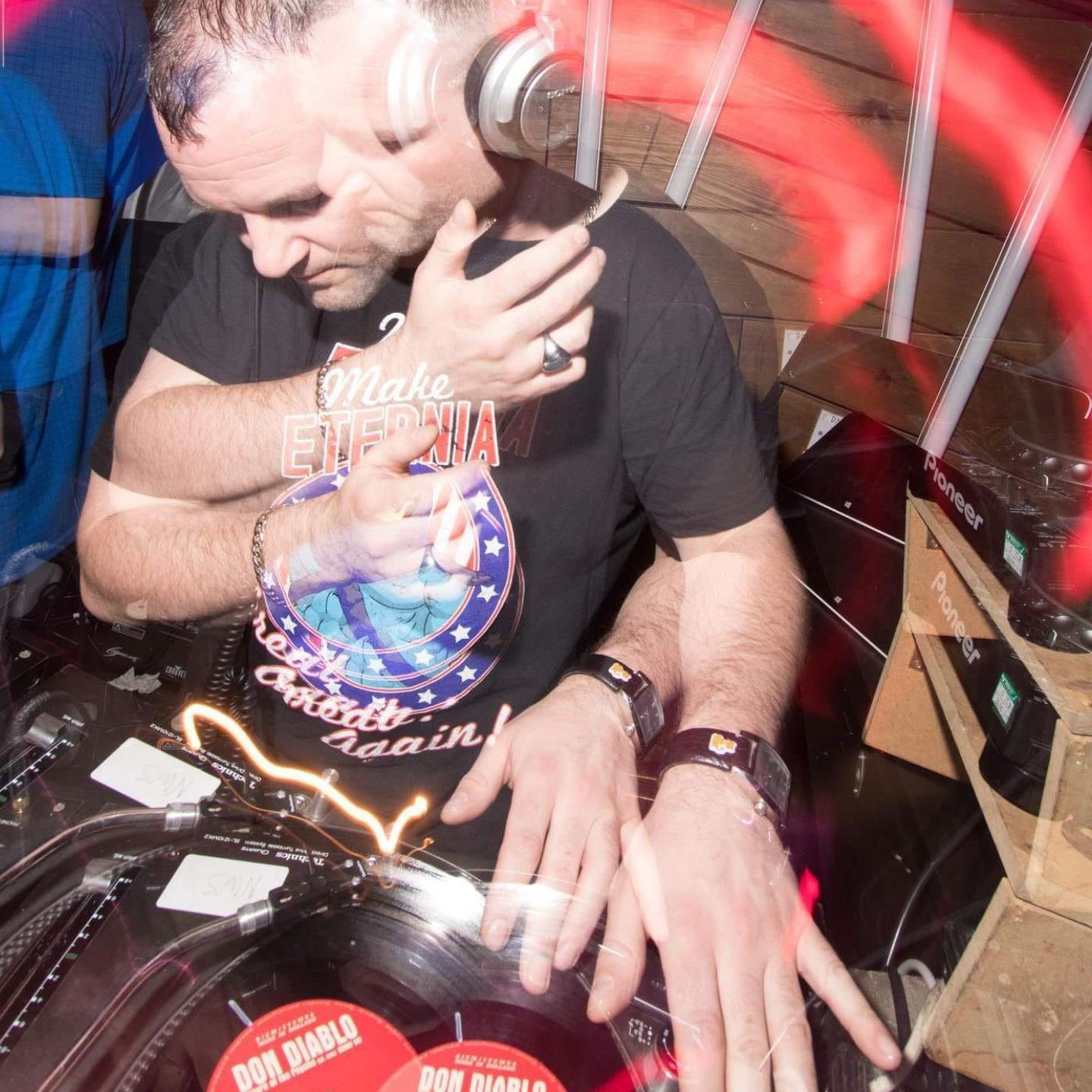 Dj Sparkee