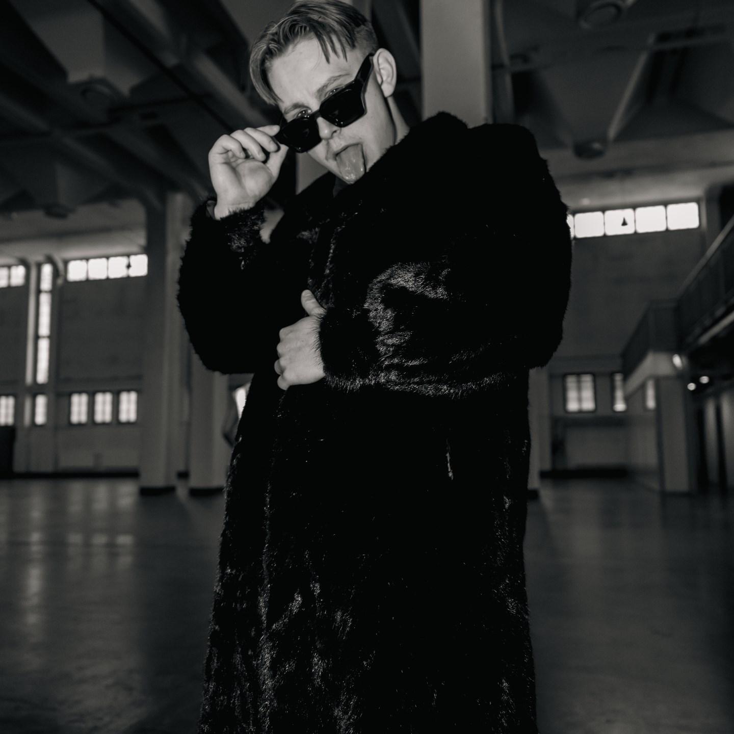 Alan G