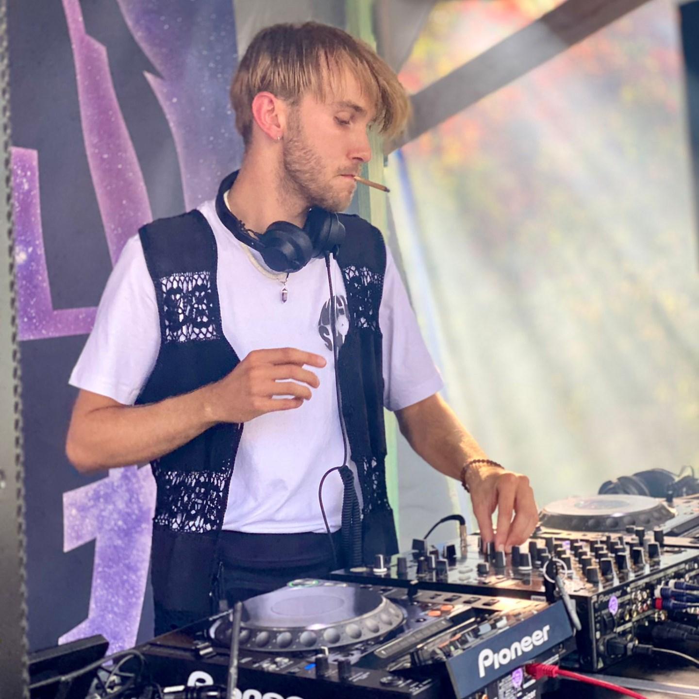 DJ Q'Burn