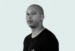 Alejandro Flores