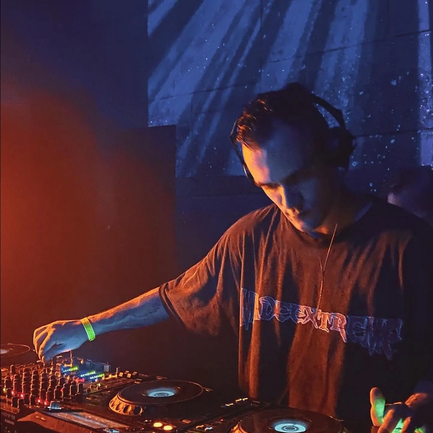 359DJ