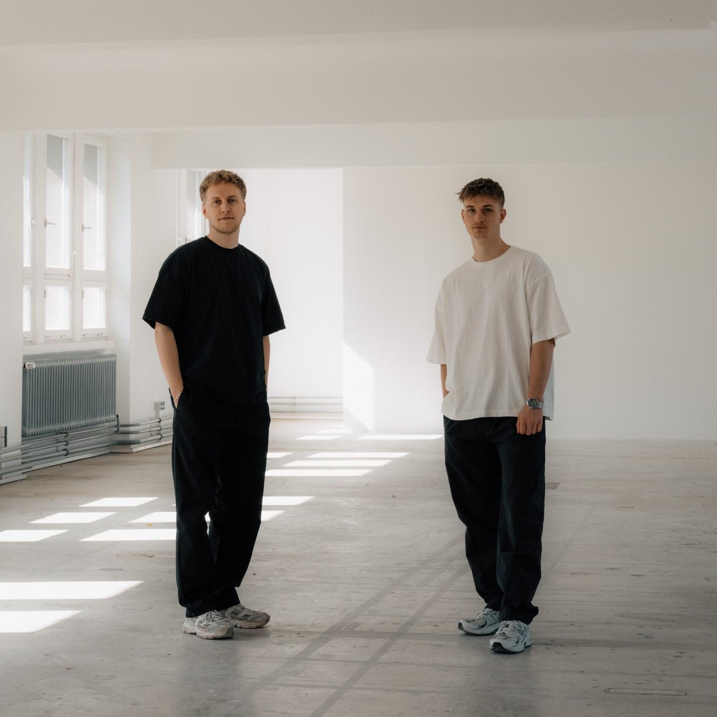 OTIS x NØAH