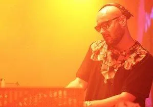 Crookers