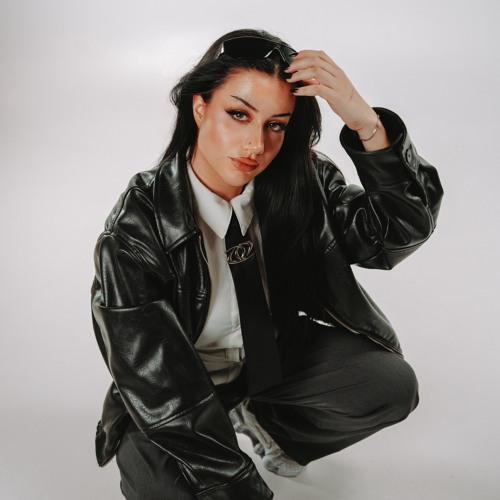 NINA CASTH