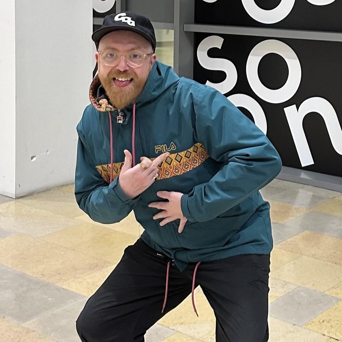 Chrissy G (UK)