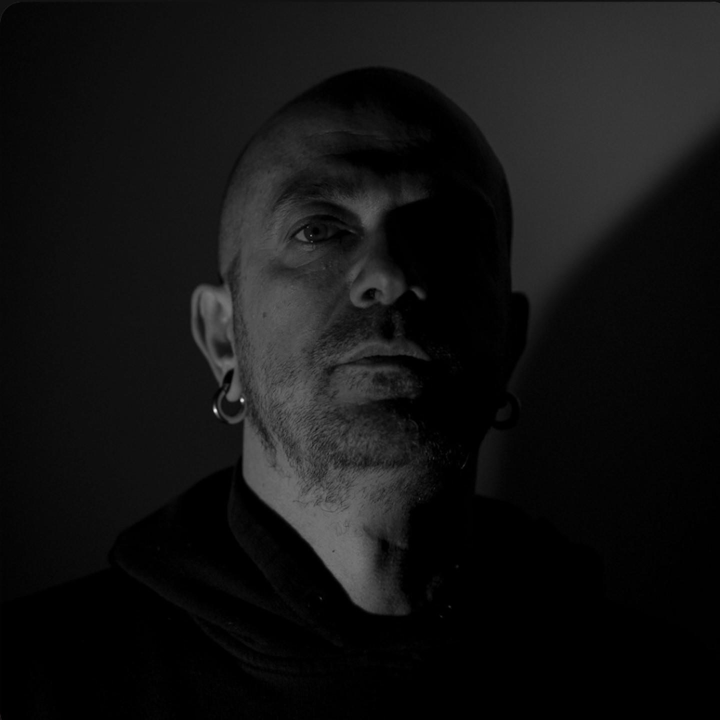 THEGOD01