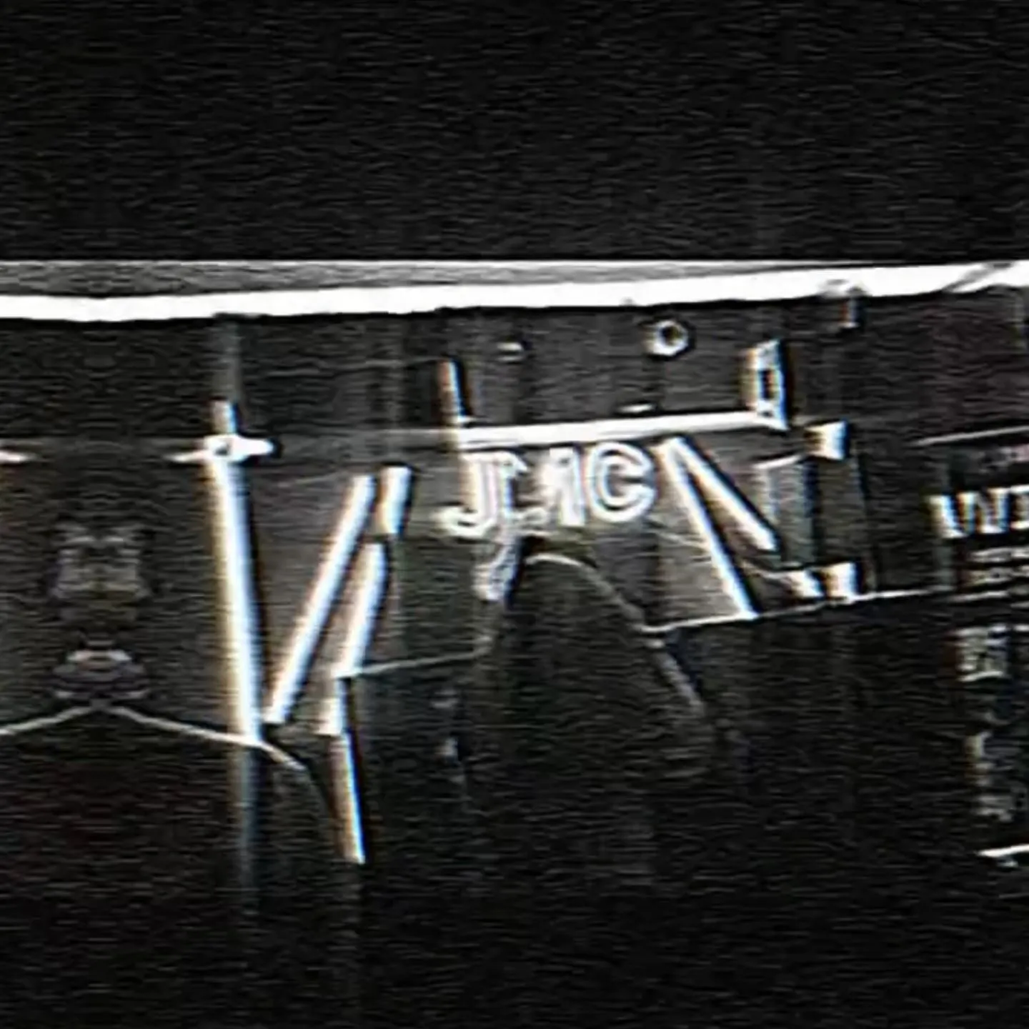 Hotel 84