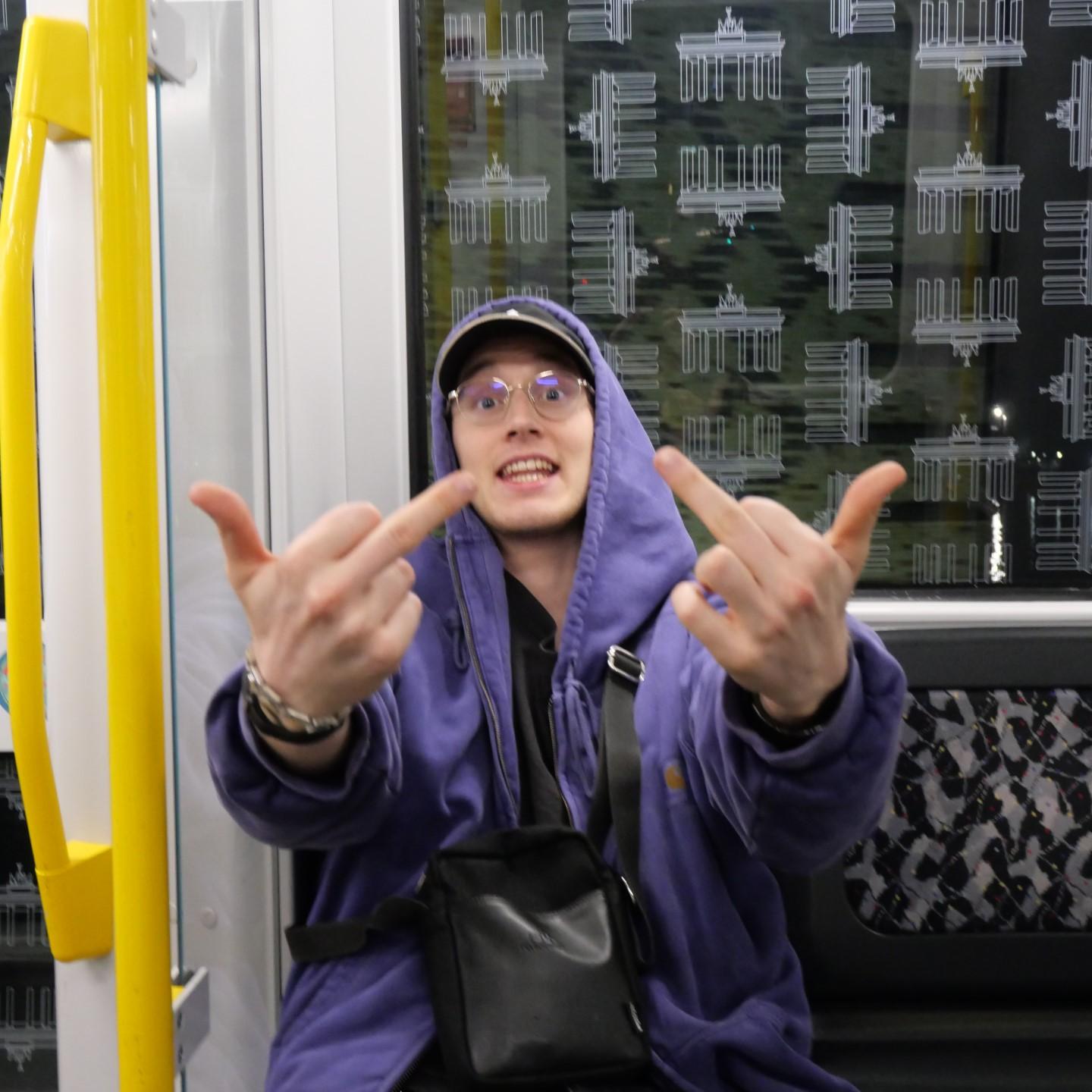 FKNSIL