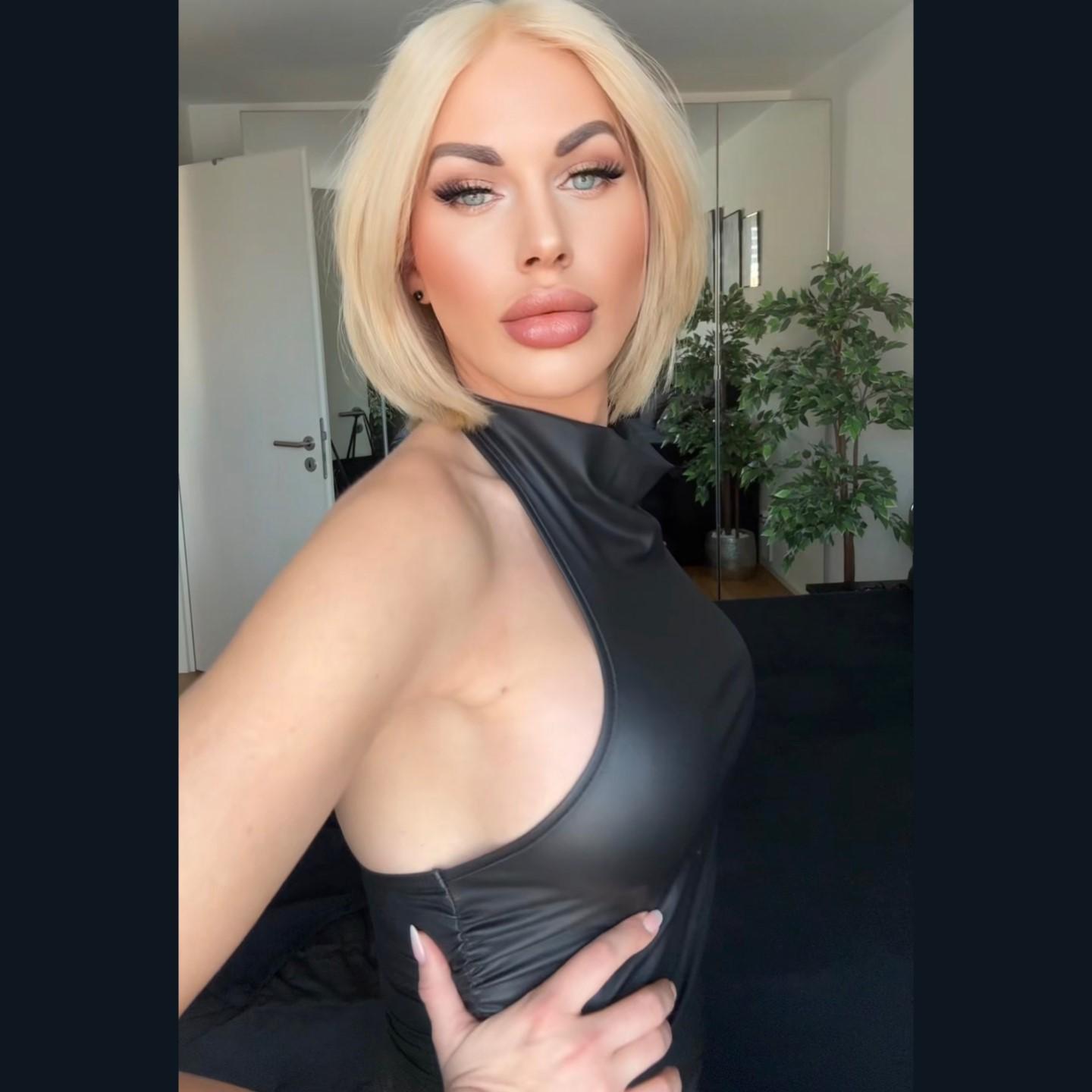 Candice Blonde