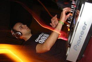DJ Kang