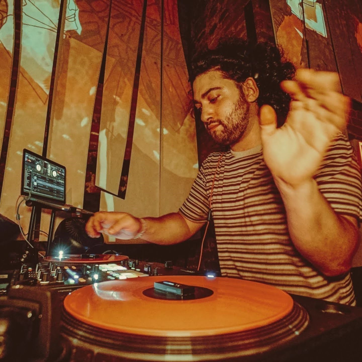 DJ-SUN