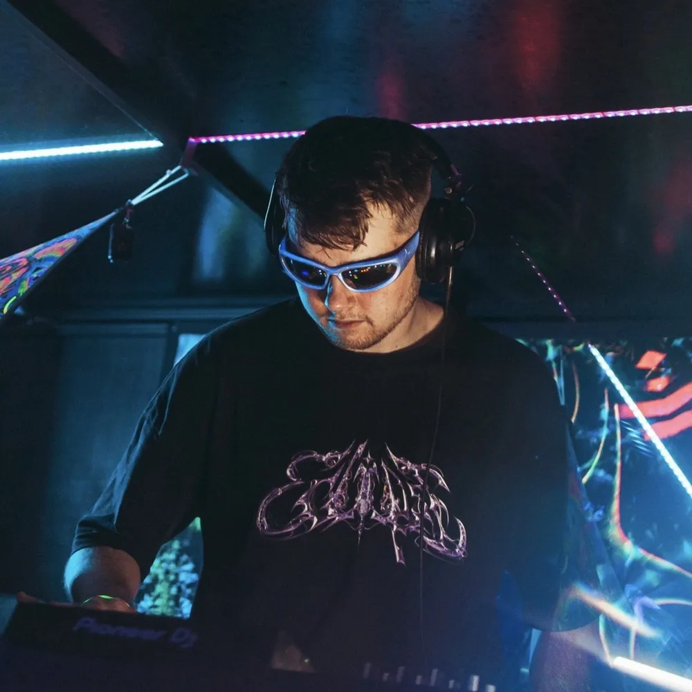 Neonexus