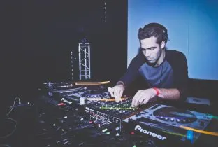 Léo Man