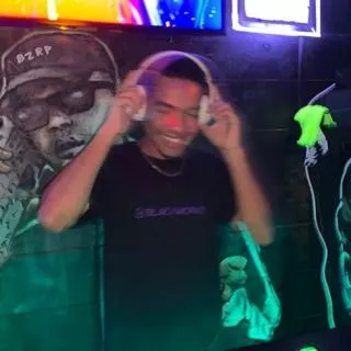 Pray4hard