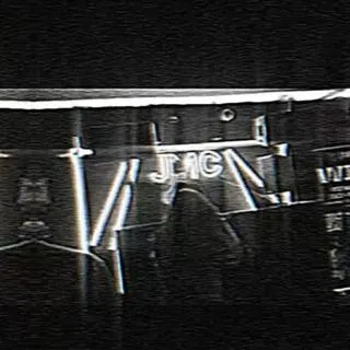 Hotel 84