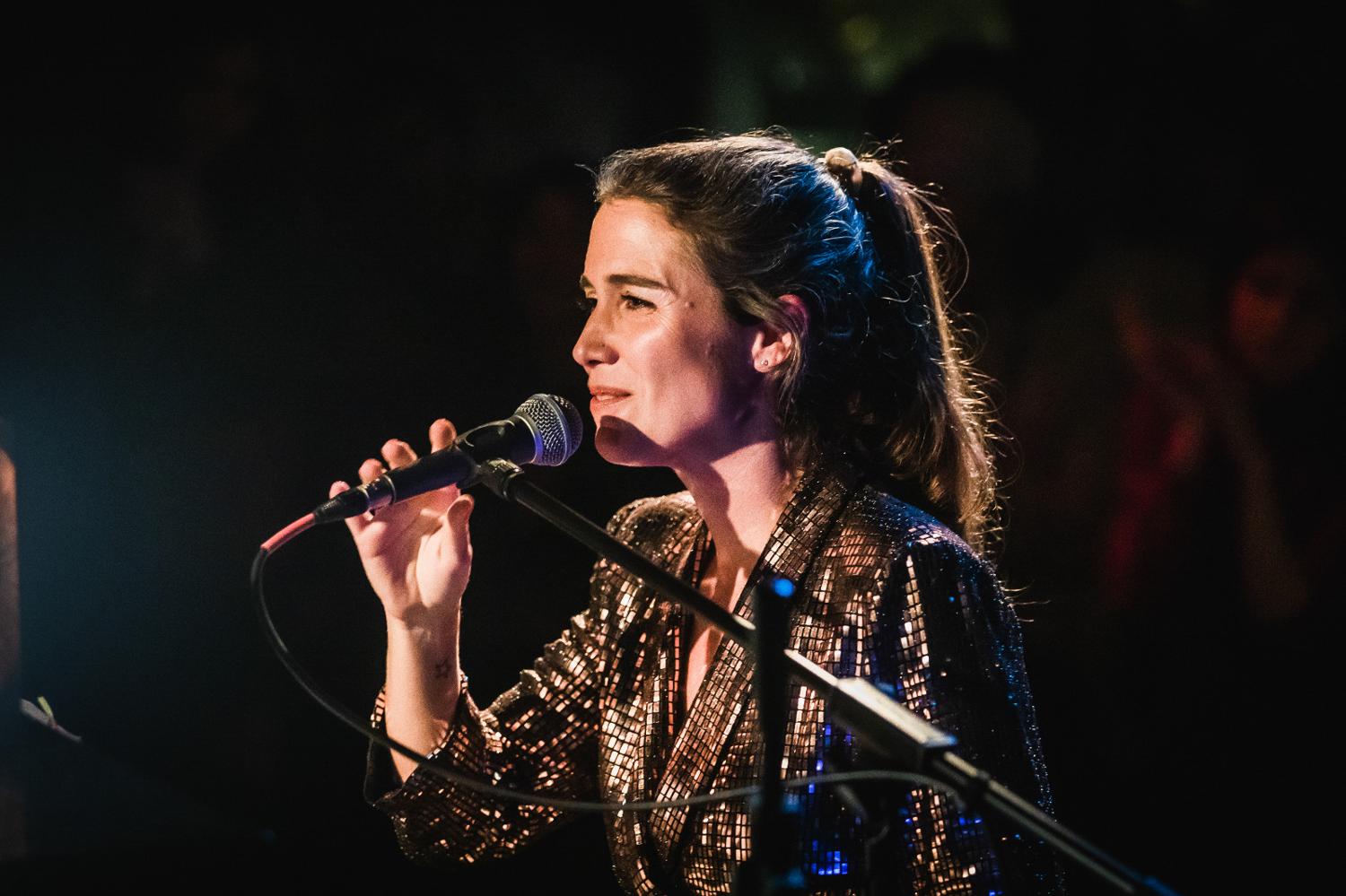 Reyna: Piano Y Voz