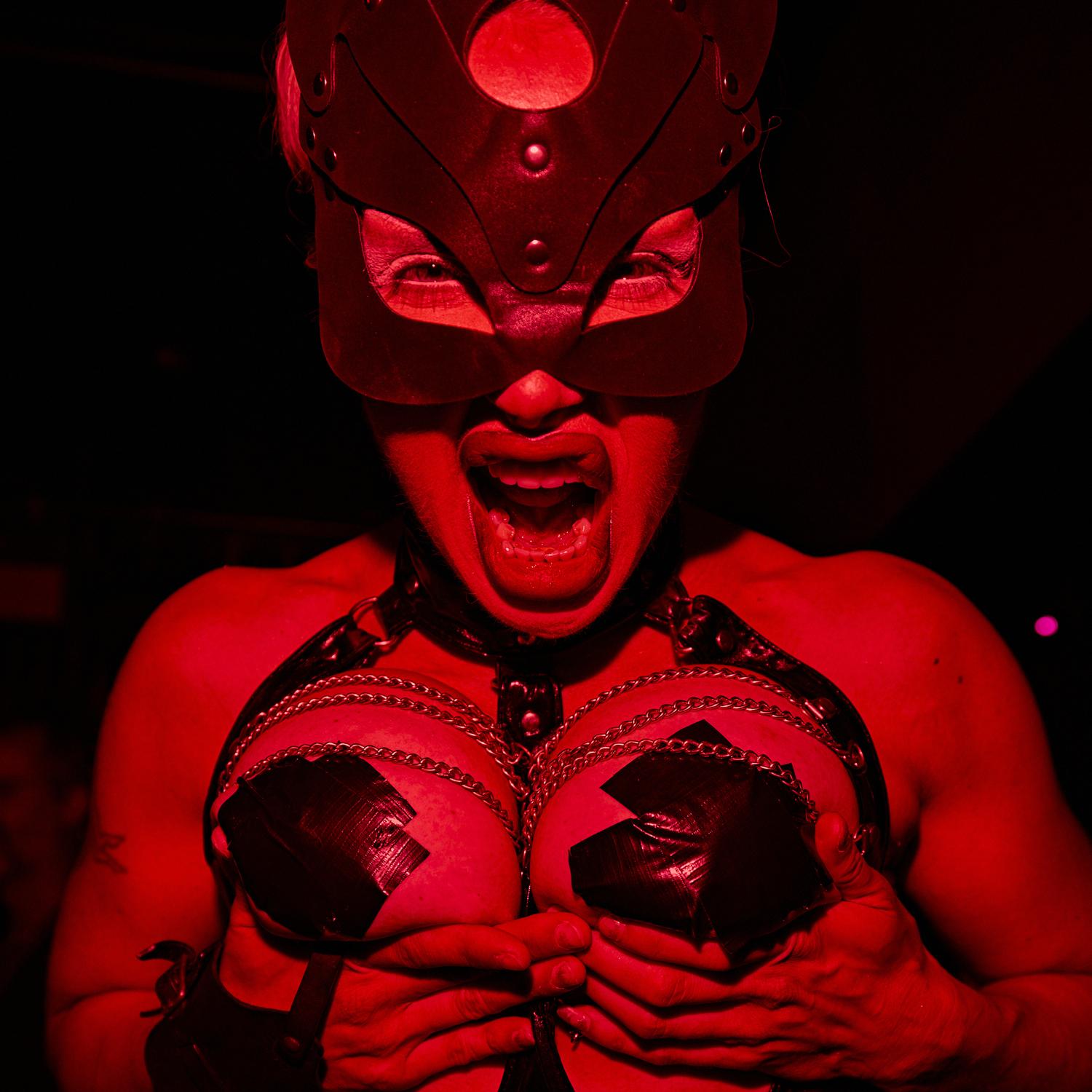Kinyxx Pres: Madrid Fet!Sh Easter At Sala Strong