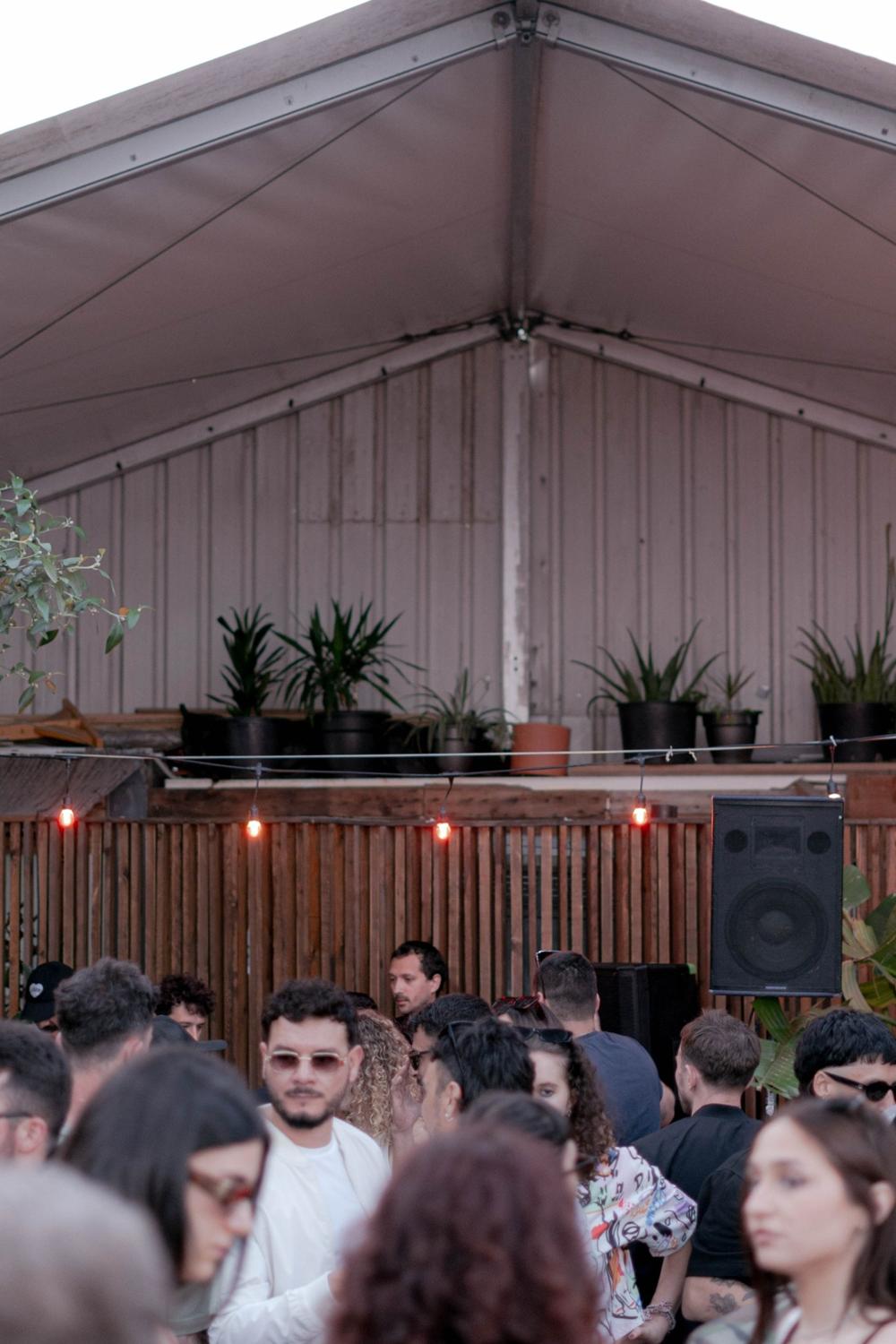 Easter Sunday Boogie By Medio Crew At Forum Station [Free Entry Until 6Pm]