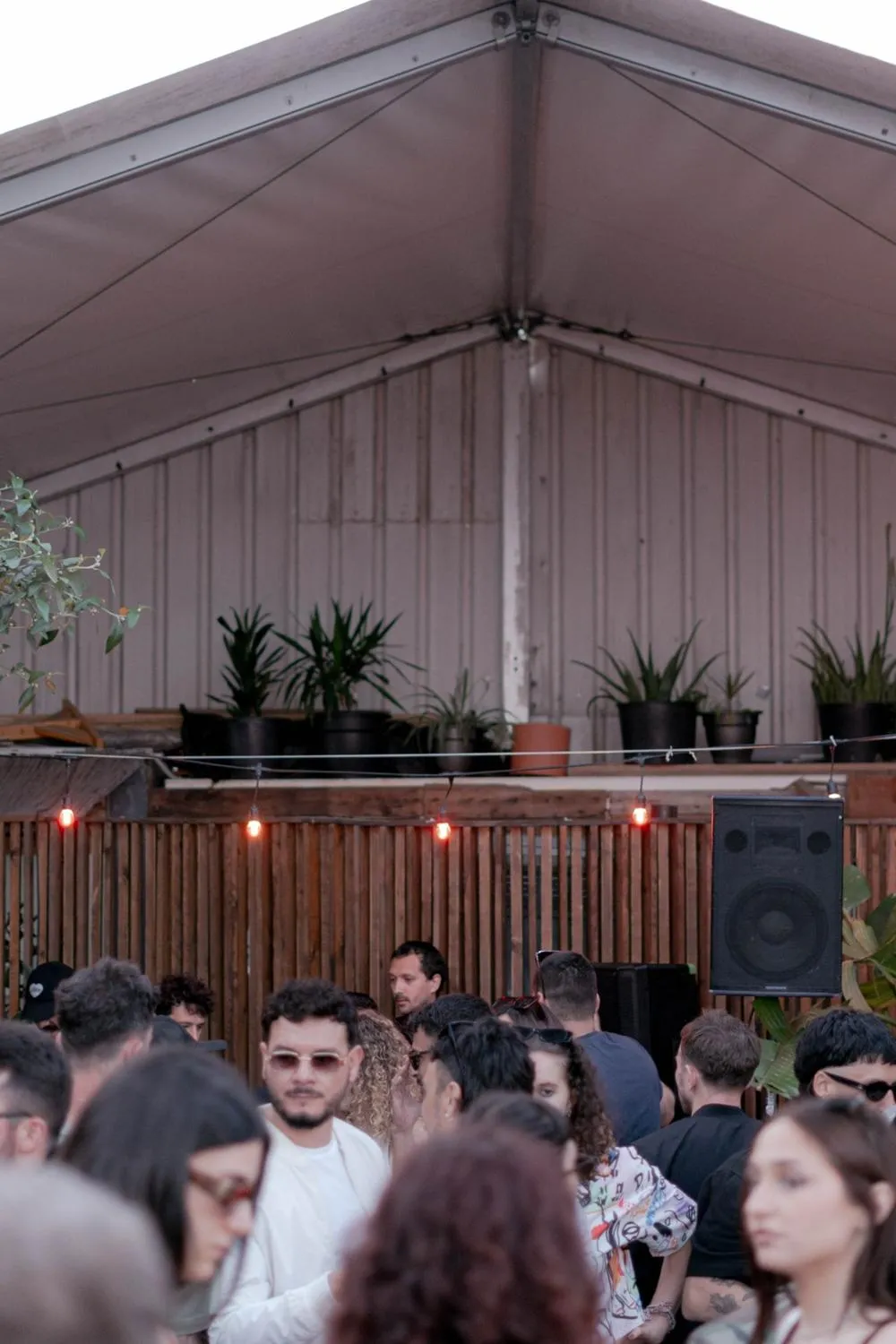 Easter Sunday Boogie By Medio Crew At Forum Station [Free Entry Until 6Pm]