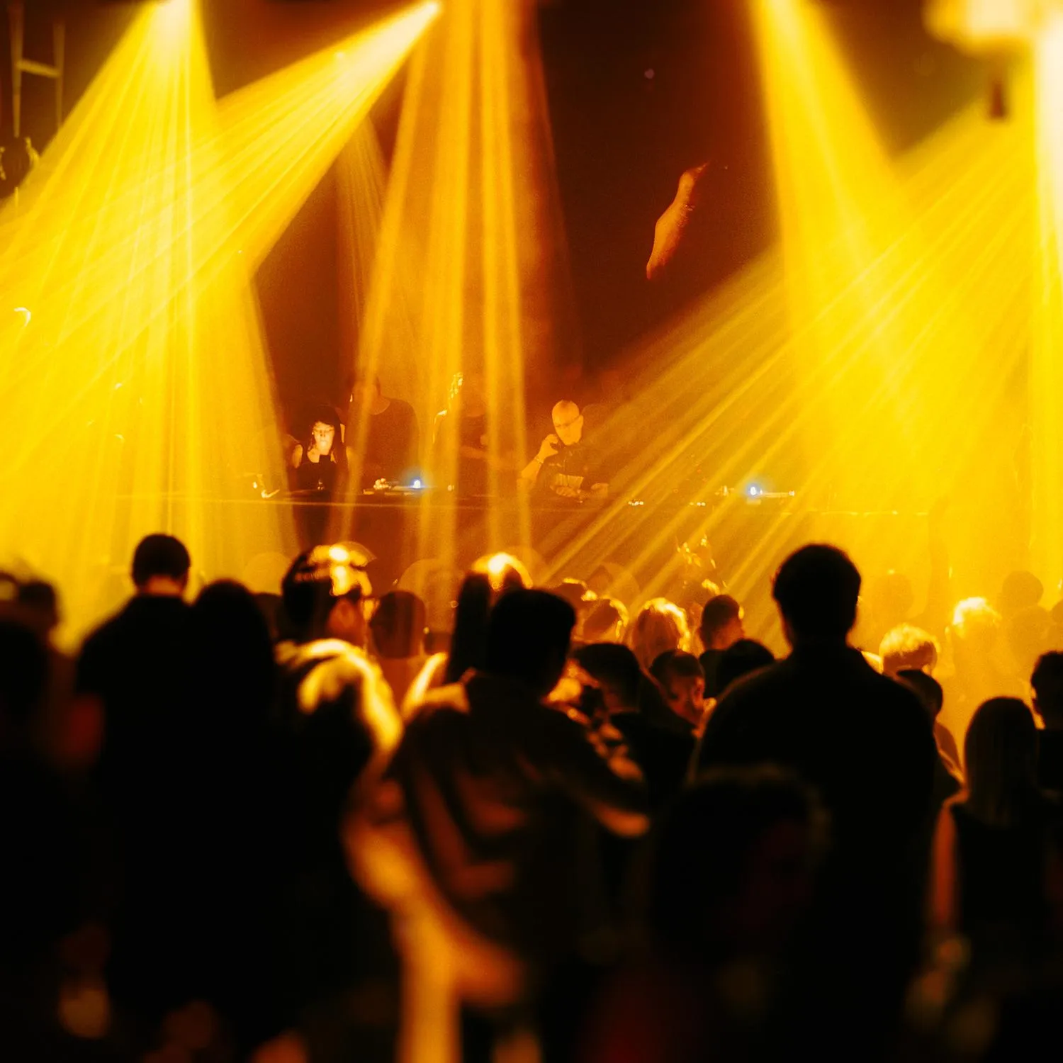 Nacar Club Curated By Brunch Electronik / Henri Bergmann, Glowal & Bill Hates