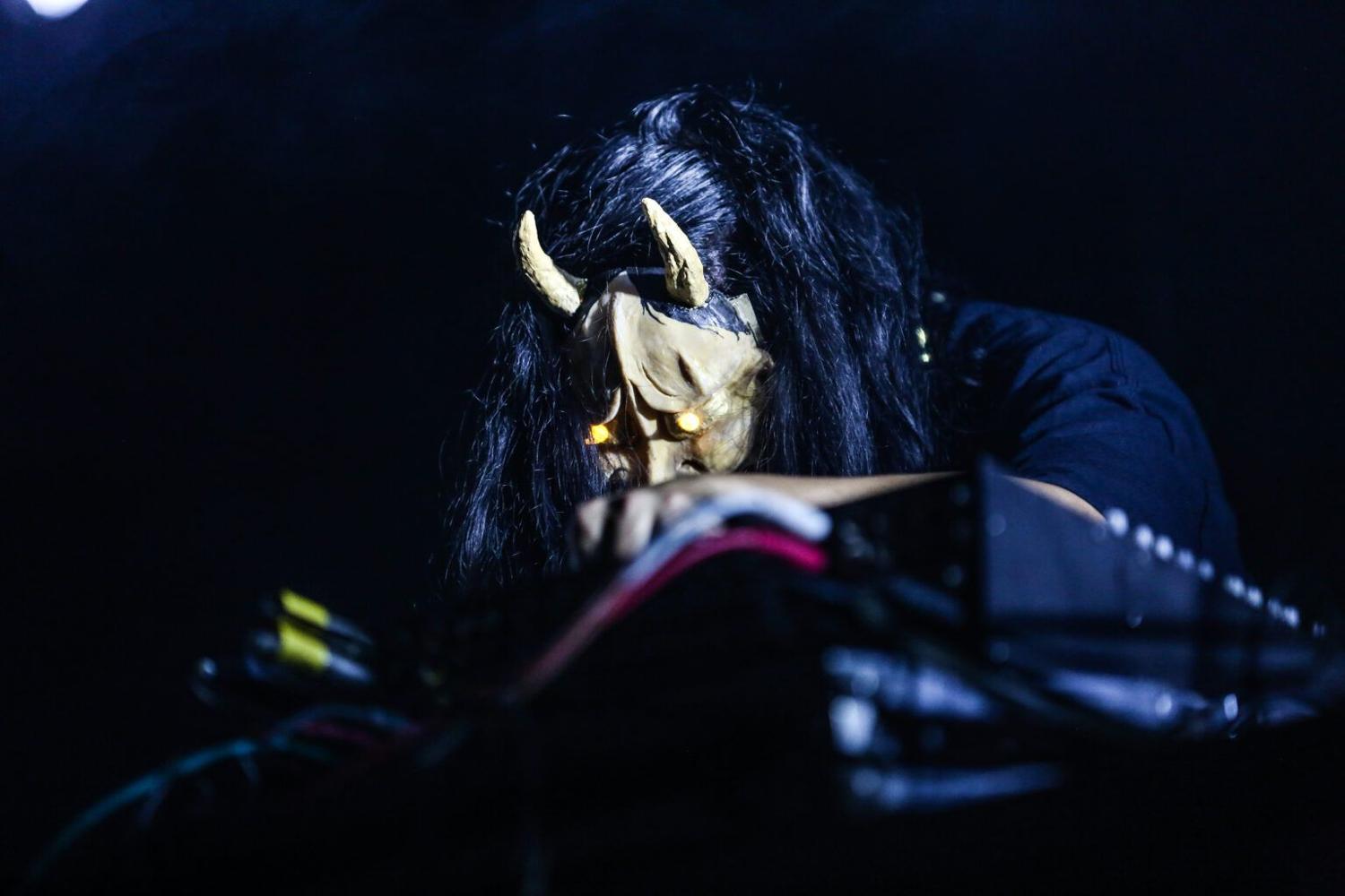 Taxi Salon: Dj Die Soon Feat. Sara Persico + Ruhail Qaisar + Tintin Patrone + Dtlv Doom
