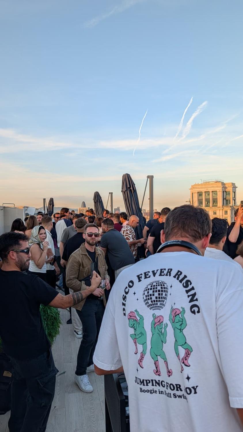 Disco Fever Pres: Sonia Heis [360° Rooftop Party]