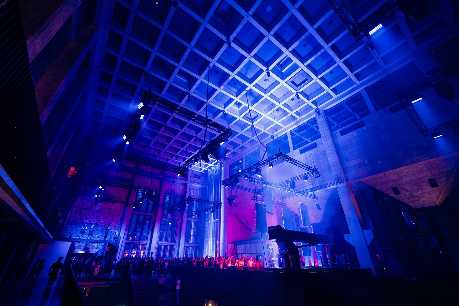 Silo West with Karla Blum, A.D.H.S., Lampé und Rad.Lez (DAY RAVE)
