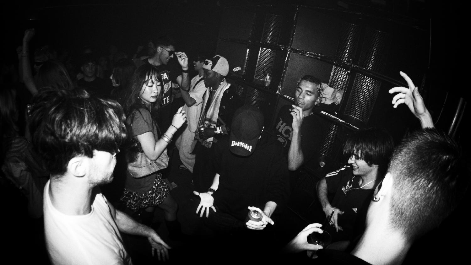Insomnia London: Mosai, Adele Tondu, Jungle George