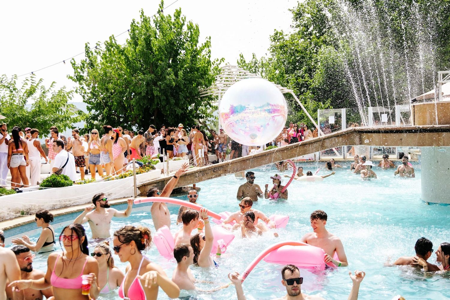 PINKCLOUD POOL PARTY (OPEN AIR)