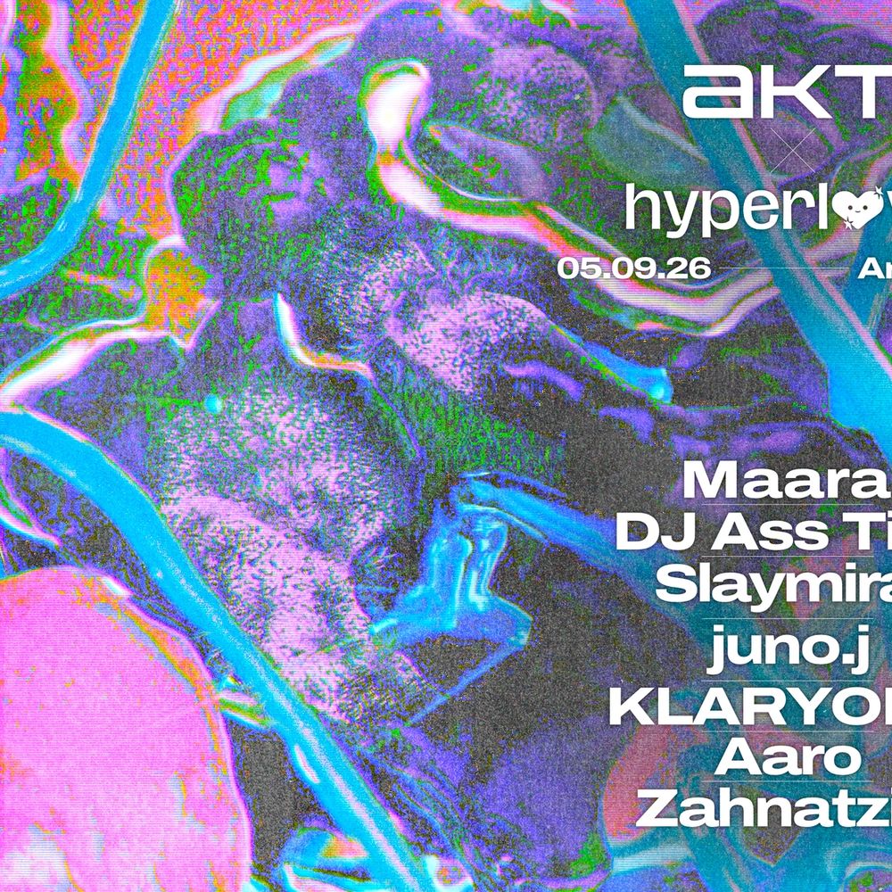 akt x hyperlove