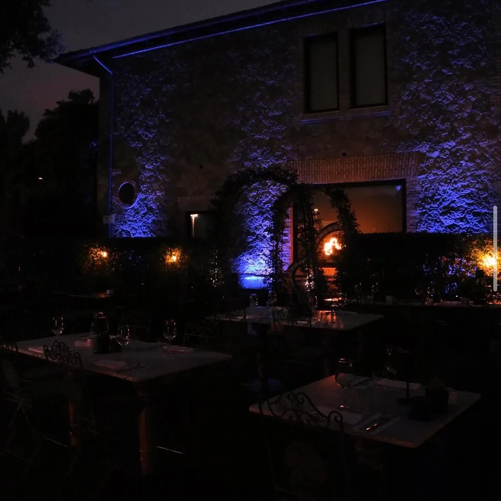 L'Osteria Elettronica - Maison Binario & Bazaar 84th & Face