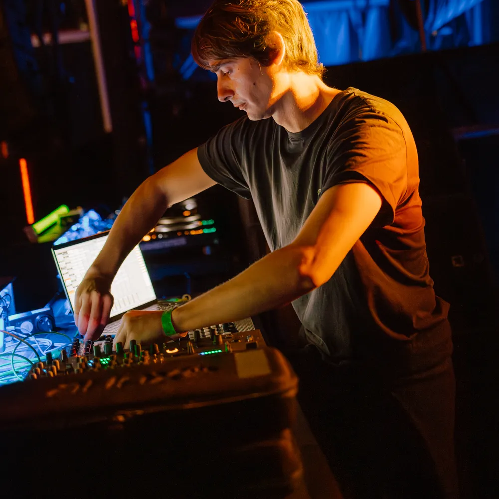 Luigi Tozzi live (Hypnus Records /IT), Kessa (WRD /IT), Aberra (WRD /IT)