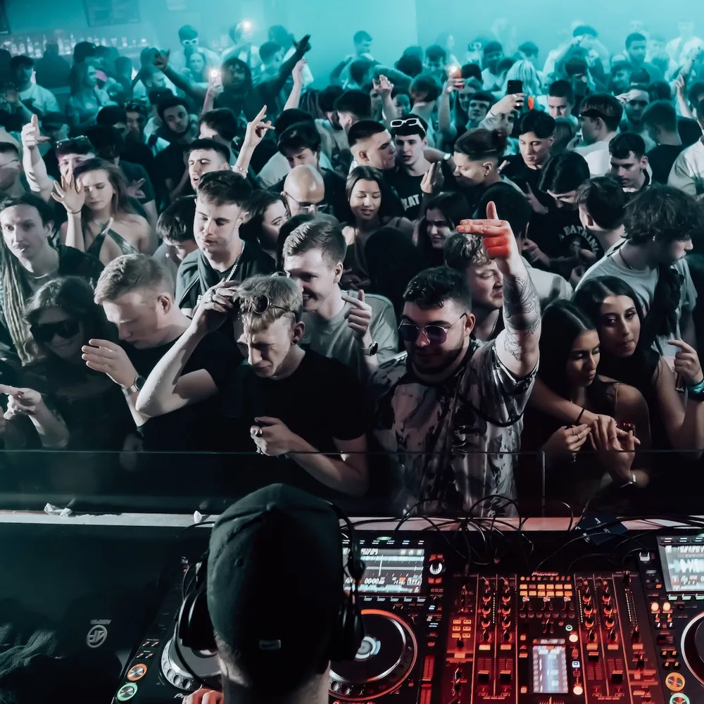 Bass Face // DNB, BASS, 140, GRIME // 360° BOILER ROOM *VERY SPECIAL GUESTS*! LAST FREE TICKETS