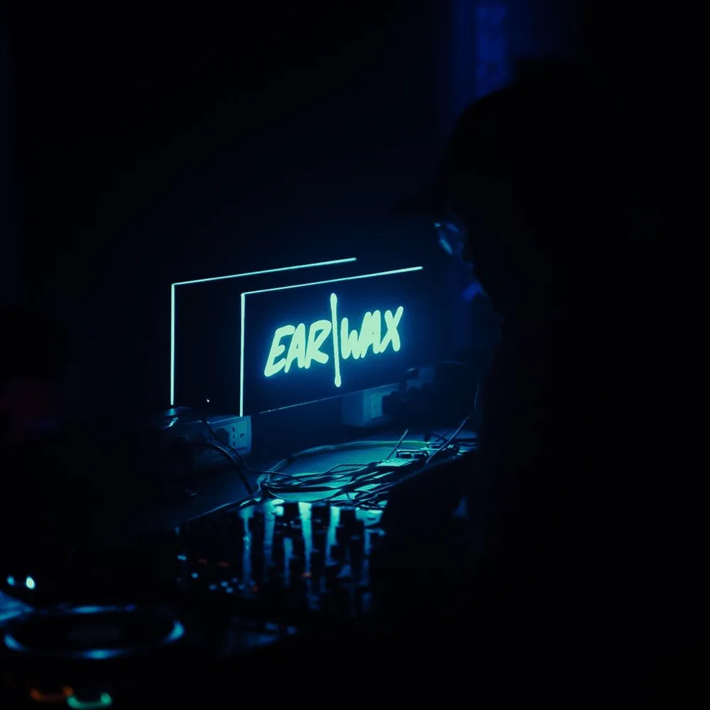 sim0ne hosted by EAR\WAX halloween night + afterhours