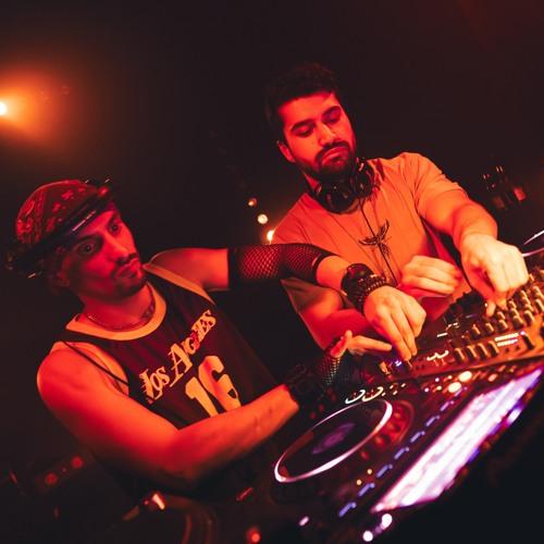 B2B - Elements Cave - 29 Febrero