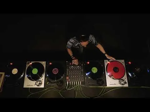 A Vinyl Only Techno Tribute To 60 Years Of Technics