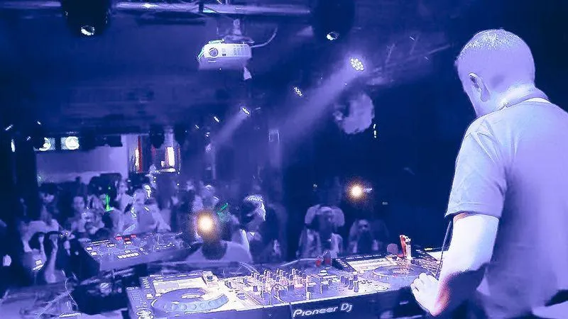 Zenith Club