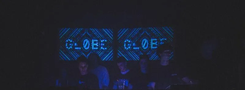 GLØBE