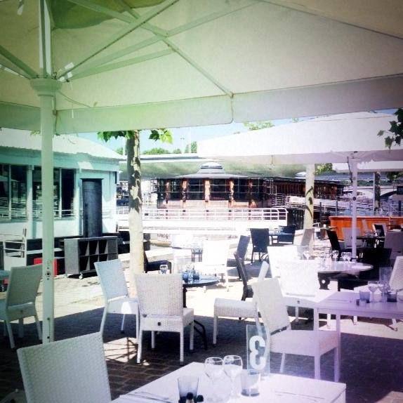 Cafe Barge