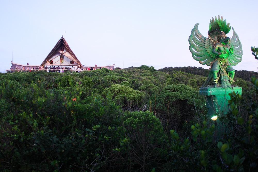 Warung Beach Club