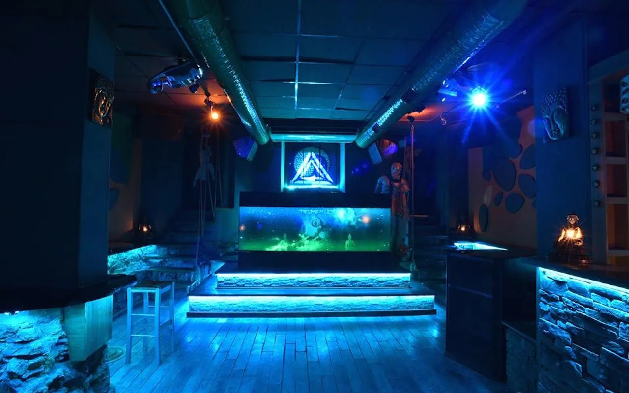 Club Temple