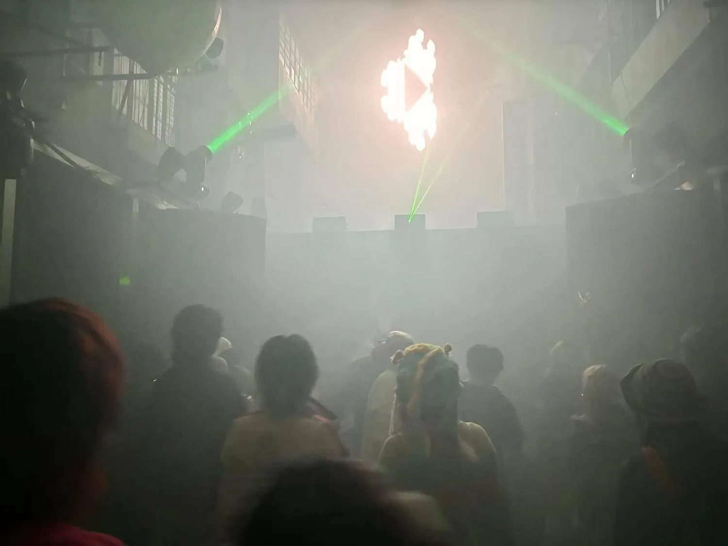 Club Why